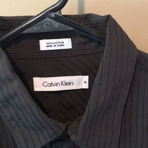Men's M Calvin Klein button down shirt - Picture 5 of 6